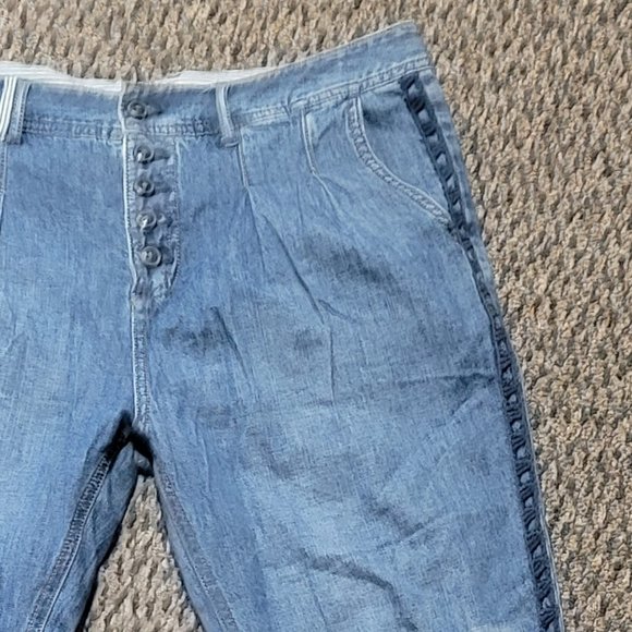 Free People Faded Pleated Trouser Denim Jeans Size 26 - Picture 5 of 15